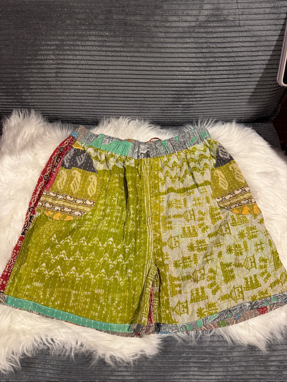 266 KANTHA Shorts 16-20” Waist REVERSABLE wearable Art Lightweight size friendly - Picture 3 of 4